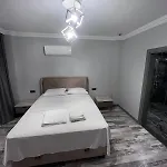 Villa Zs Blue