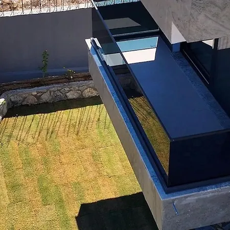 Zs Blue Villa *